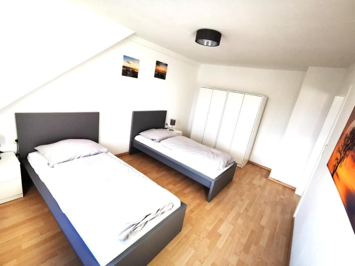 Zentral Und Ruhig In Chemnitz Apartamento Exterior foto